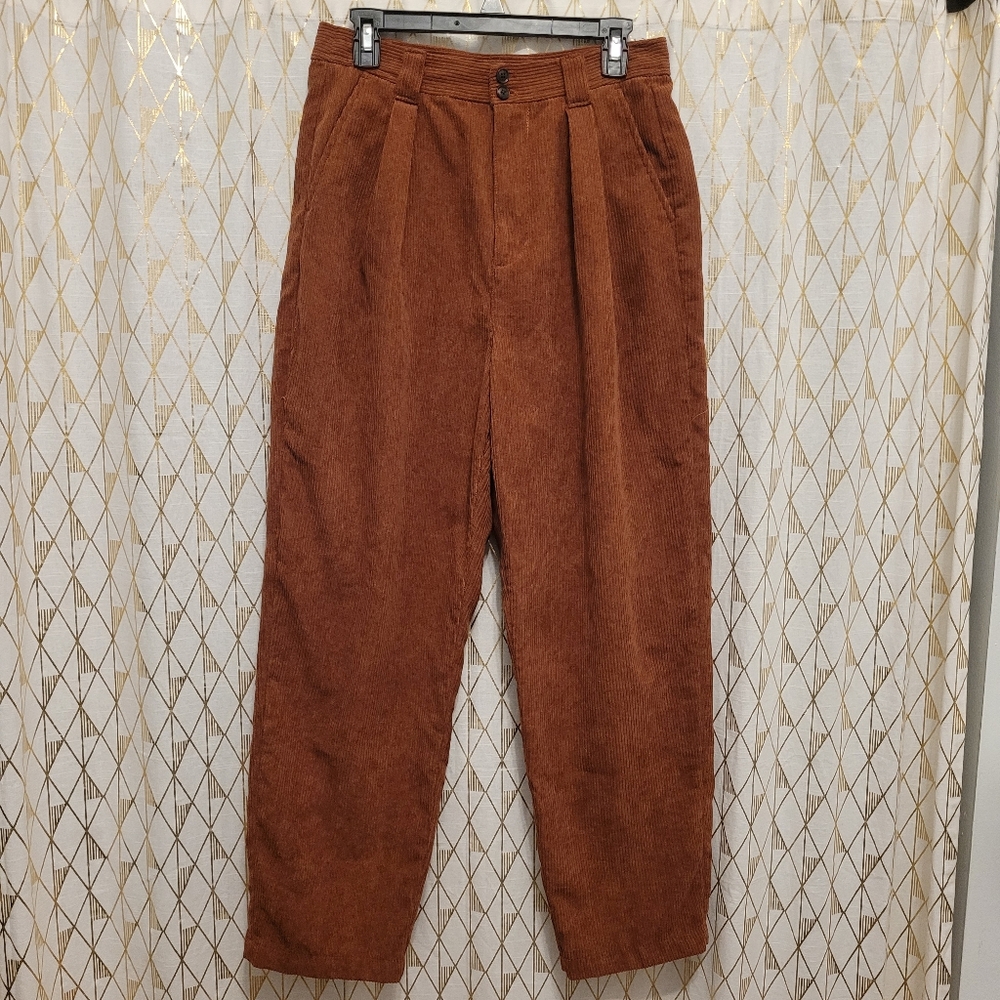 EUC Madewell burnt orange courderoy pleated slacks size 8